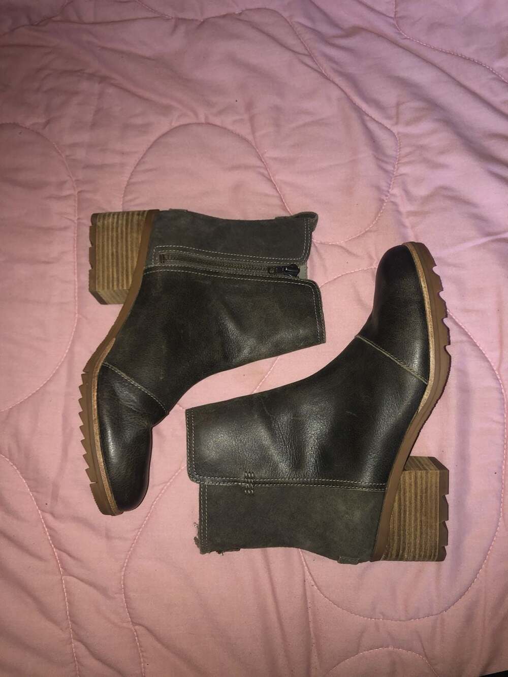Sorel Cate Zip Bootie Size 10.5 Major Leather Waterproof